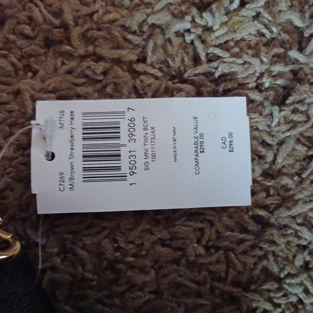 Coach mini bucket bag in signature canvas - Picture 5 of 8